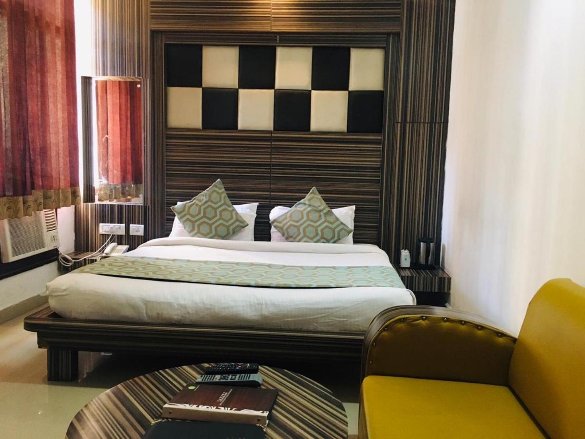 Hotel Maharaja Inn By Geetanjali Hotels Katra  Buitenkant foto
