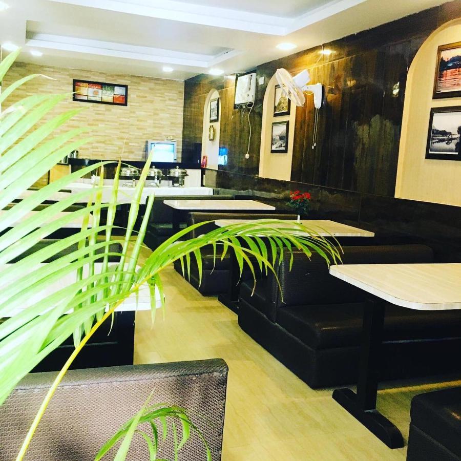 Hotel Maharaja Inn By Geetanjali Hotels Katra  Buitenkant foto