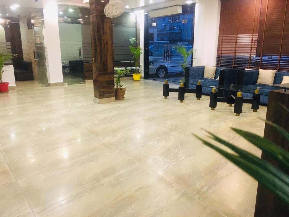 Hotel Maharaja Inn By Geetanjali Hotels Katra  Buitenkant foto